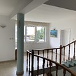 Люксовый дом на продажу в морском курорте Равда