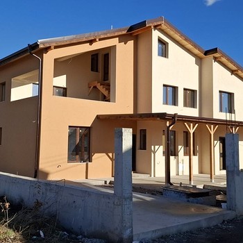 Роскошный новый дом на продажу недалеко от Софии