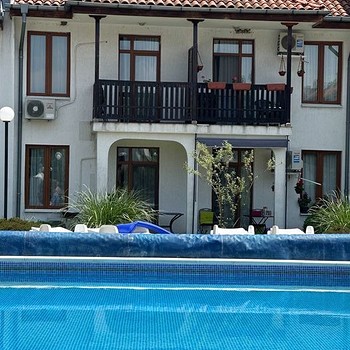 Современный дом в закрытом комплексе в 20 минутах от Боровца