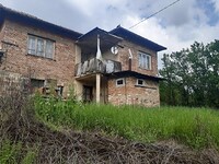 Дома в Трявна