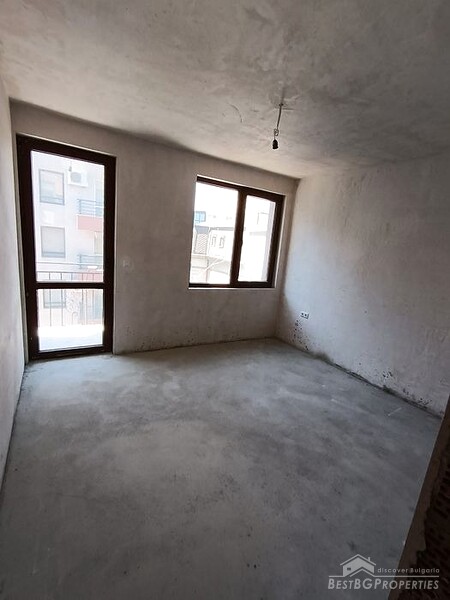 Продается новая квартира в Поморие