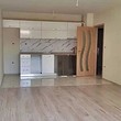 Новая квартира с собственным двором на продажу в Пловдиве