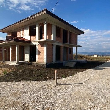 Дома в София