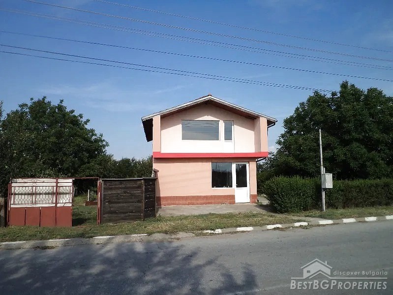 Новый дом для продажи недалеко от Пазарджика