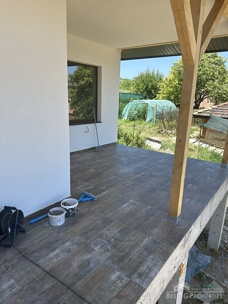 Новый дом на продажу недалеко от Стара Загора