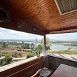 Продается новый дом с видом на озеро недалеко от Шумена
