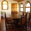 Уникальная комбинация между традиционным стилем и современным комфортом проживания в одном болгарском доме!