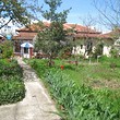 Новый дом с прекрасным садом на продажу недалеко от Пазарджика
