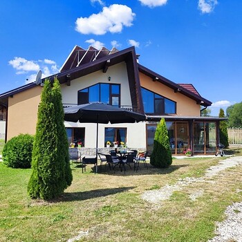 Новый роскошный дом на берегу озера Батак