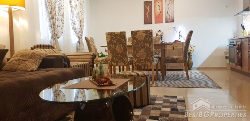 Новая двухкомнатная полностью меблированная квартира на продажу в горнолыжном курорте Пампорово