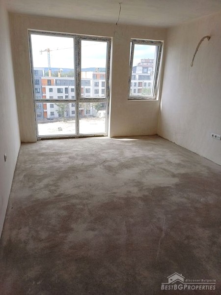 Новая однокомнатная квартира на продажу в Варне