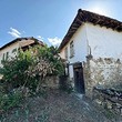 Старый загородный дом на продажу недалеко от Ловеча