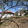 Старый загородный дом на продажу недалеко от Ловеча