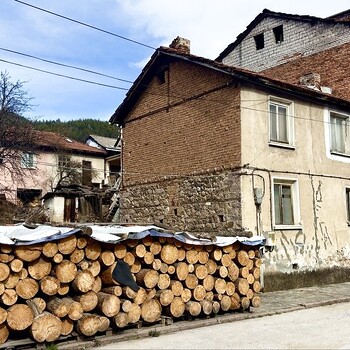 Дома в Девин