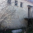 Продается старый дом, требующий ремонта, недалеко от Варны