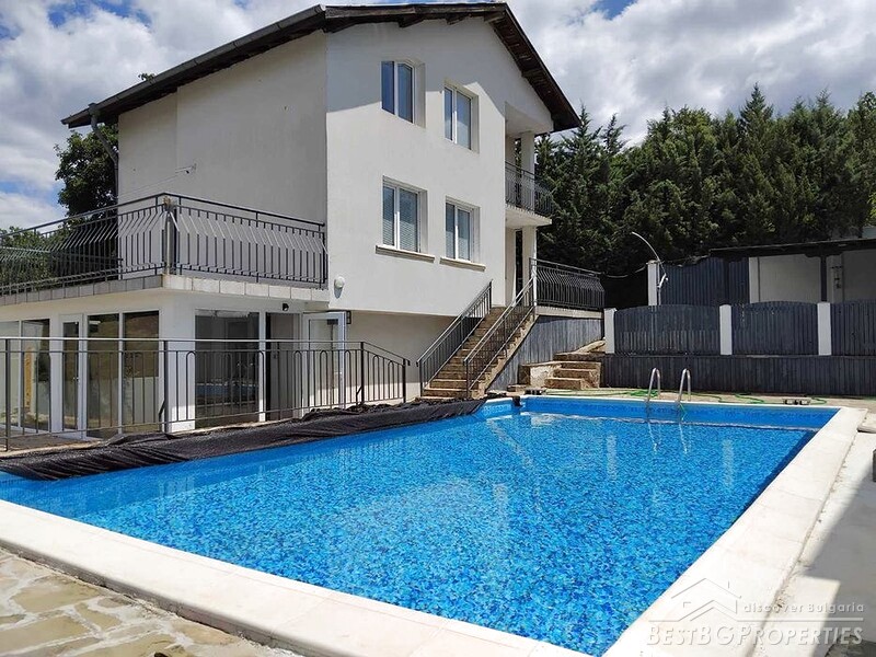 Идеальный дом на продажу недалеко от Солнечного Берега