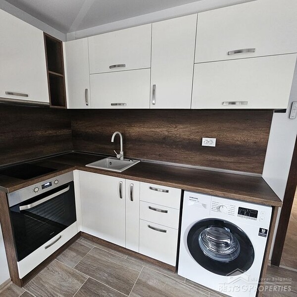 Отремонтированная меблированная квартира на продажу в г. Горна Оряховица