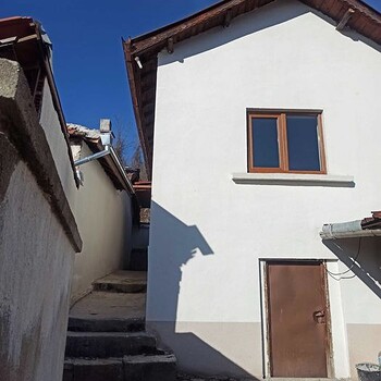 Продается отремонтированный дом в Радомире