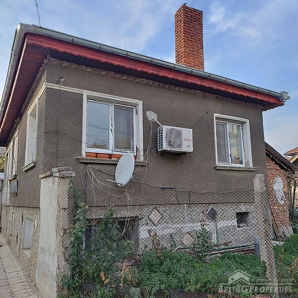 Отремонтированный дом на продажу в городе Лом