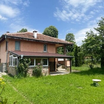 Дома в Сливен