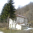 Сельские дома в подножия Стара планина горных