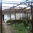 Сельский Дом С Огромным Ярдом С Виноградными лозами