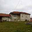 Сельский дом для продажи недалеко от Асеновграда