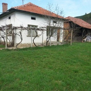 Дома в София