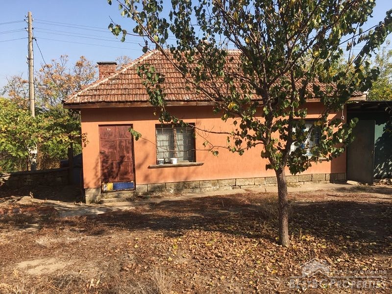 Сельская недвижимость на продажу недалеко от г. Враца