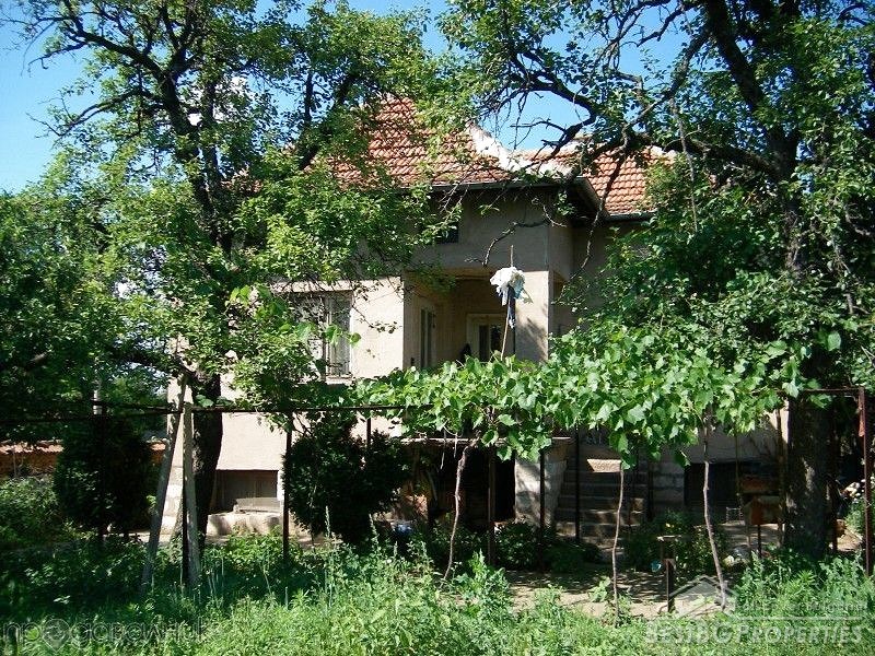 Сельская недвижимость для продажи к северу от г. Враца