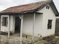 Небольшой дом на продажу к северу от Пловдива