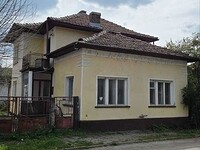 Дома в Ловеч