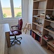 Трехэтажный дом с бассейном на продажу в Ахелое