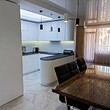 Продается трехкомнатная квартира на Золотых Песках