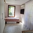 Продается трехкомнатная квартира на Золотых Песках