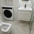 Продается трехкомнатная квартира на Золотых Песках