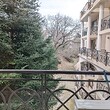 Продается трехкомнатная квартира на Золотых Песках
