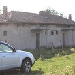 Два дома для продажи на общем земельном участке недалеко от Габрово