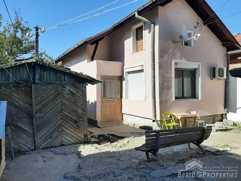 Продажа двух домов на общем земельном участке в Видине