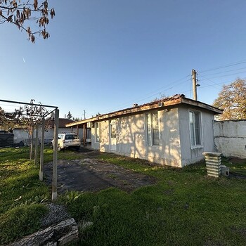 Дома в Нова Загора