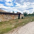 Продаются два дома с общим двором недалеко от Добрича