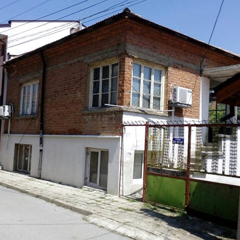 Дома в Ямбол