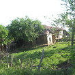 Недорогой старый домик в деревне