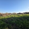 Сельский дом с большим участком земли на окраине деревни недалеко от Burgas.