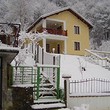 Милый двух этажный дом возле минеральные ванны