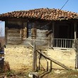 Старый сельский дом в горах для продажи 