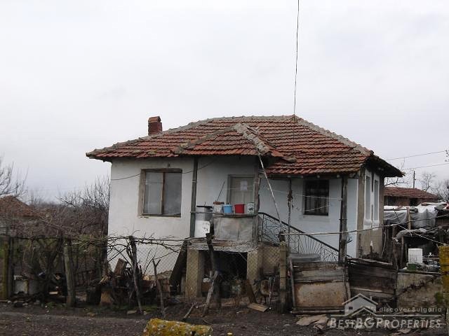 Сельский дом на продажу недалеко от моря 