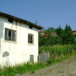 Два дома яруса в симпатичной деревне