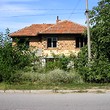 Двухэтажный недостроенный дом в районе Елхово