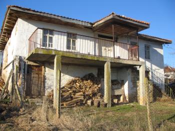 Карл Татон - дом недалеко от Бургаса